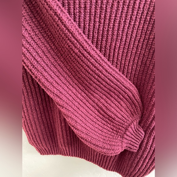 Wine knitted oversized sweater - Picture 4 of 4